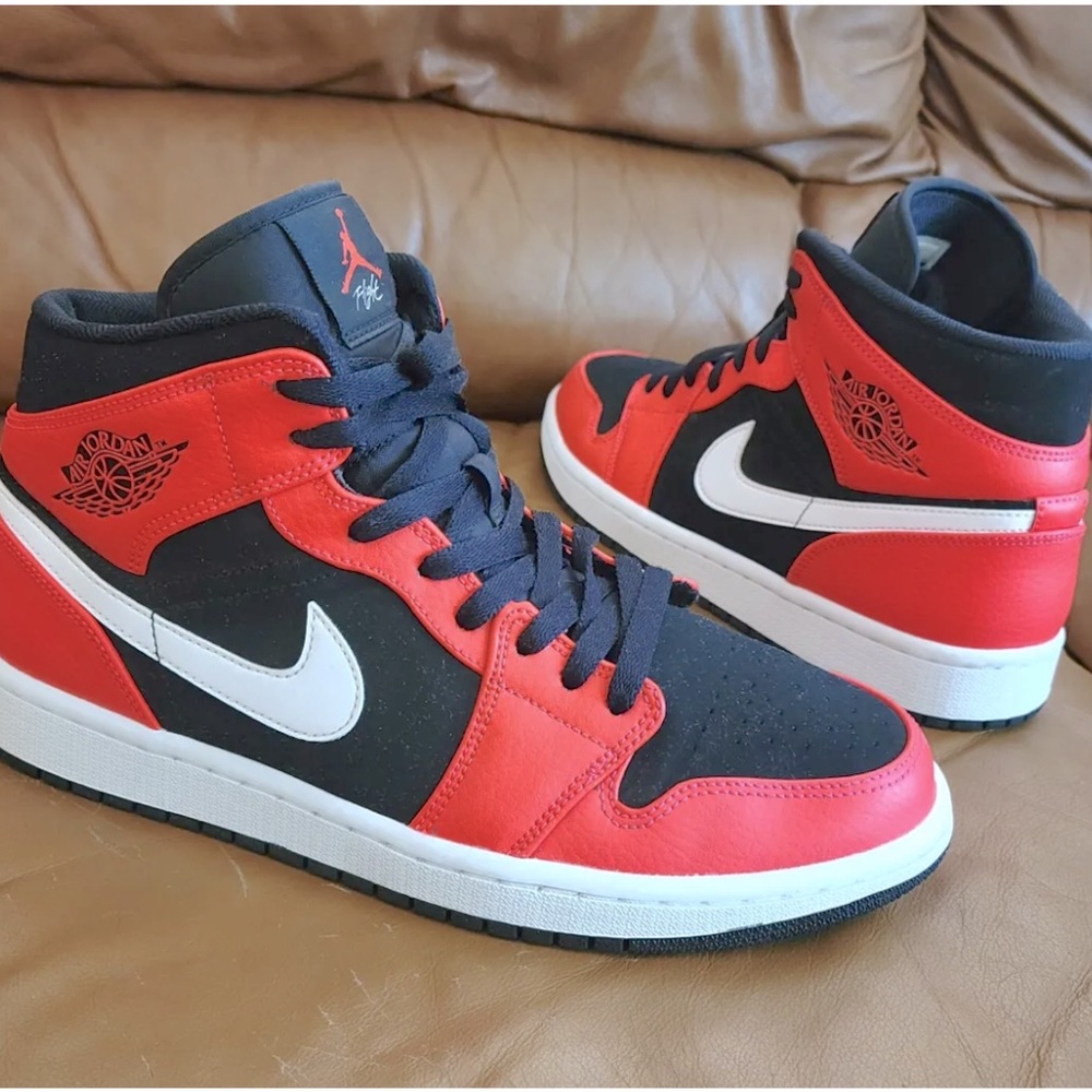 AIR JORDAN: 1 Mid ‘Infrared 23’ Sneakers 100% Authentic
